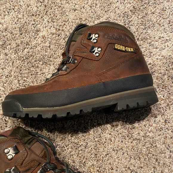 Cabela’s GORE-TEX Boots - Picture 3 of 7